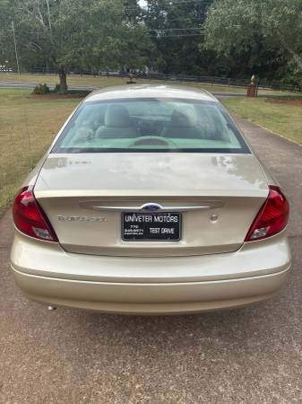 2000 Ford Taurus SEL 4dr Sedan Automatic — photo 4