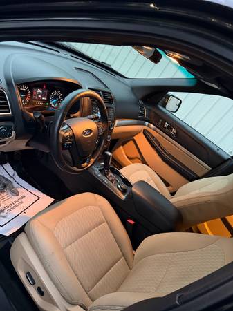 2016 Ford Explorer Sport 4dr 4x4 Automatic — photo 6
