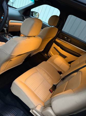 2016 Ford Explorer Sport 4dr 4x4 Automatic — photo 7