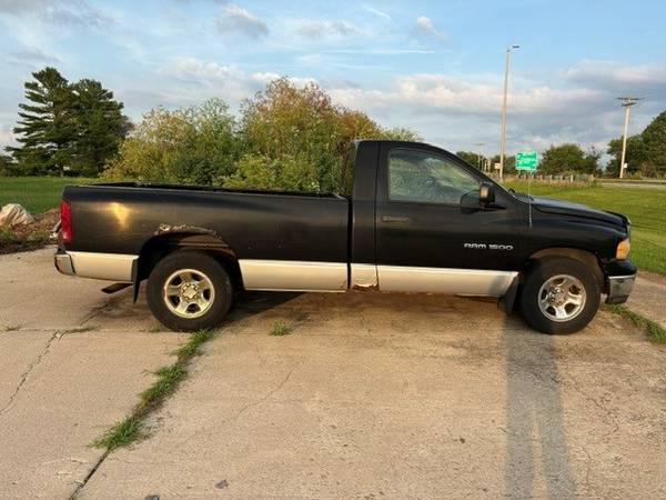 2005 Dodge Truck — photo 4