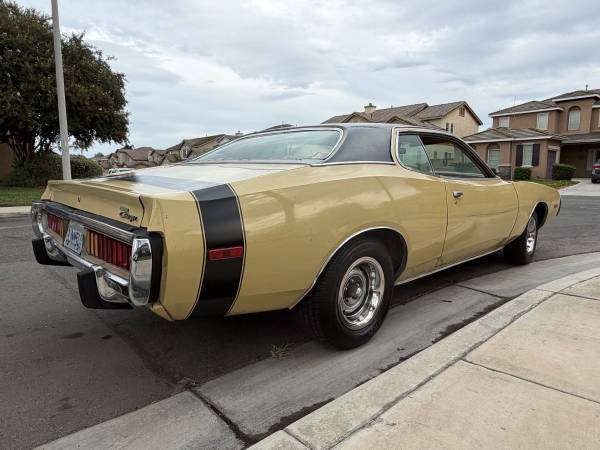 1973 Dodge Charger V8 — photo 3