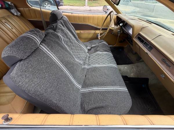 1973 Dodge Charger V8 — photo 11