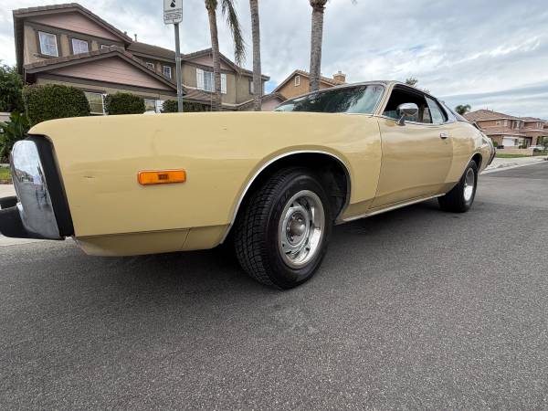 1973 Dodge Charger V8 — photo 1