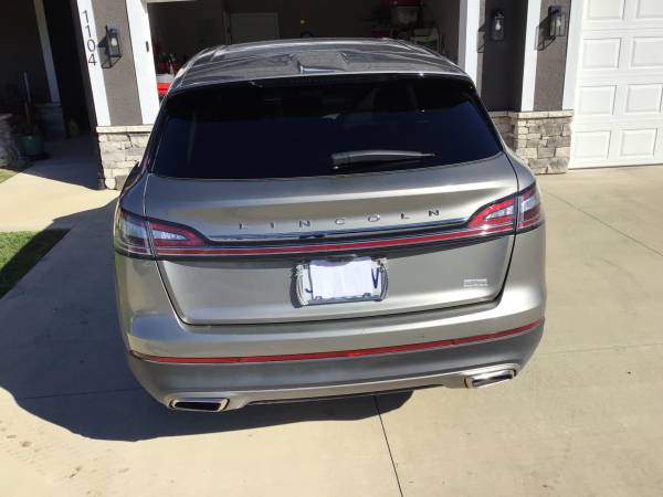 2023 Lincoln Nautilas — photo 3