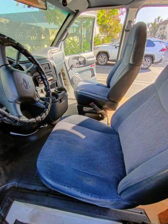 2001 Chevrolet Astro Base — photo 8