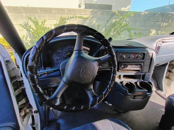 2001 Chevrolet Astro Base — photo 9