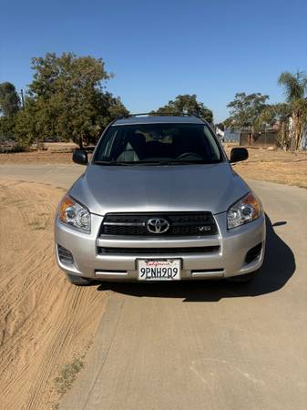 2011 Toyota Rav4 Base 4dr 4x4 Automatic — photo 1