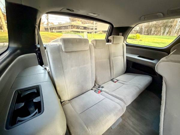2008 Toyota Sequoia SR5 V8 — photo 12
