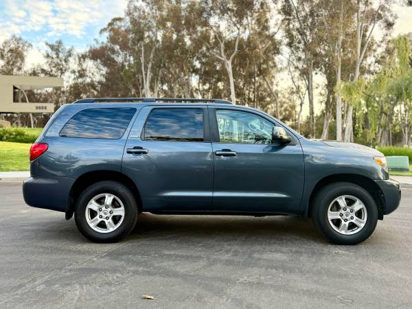 2008 Toyota Sequoia SR5 V8 — photo 5