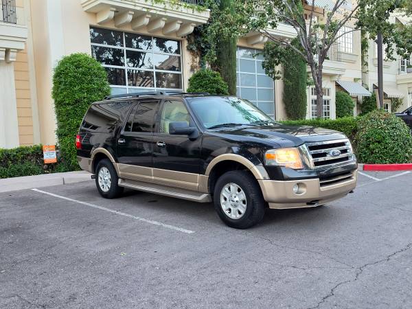 2011 Ford Expedition EL XLT 4dr 4x2 Automatic — photo 6