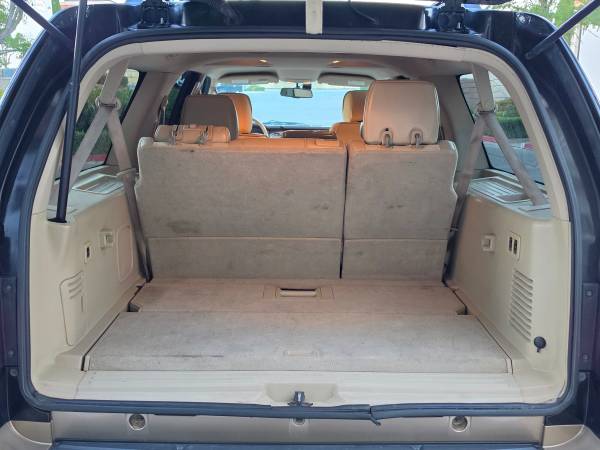 2011 Ford Expedition EL XLT 4dr 4x2 Automatic — photo 4
