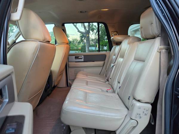 2011 Ford Expedition EL XLT 4dr 4x2 Automatic — photo 11