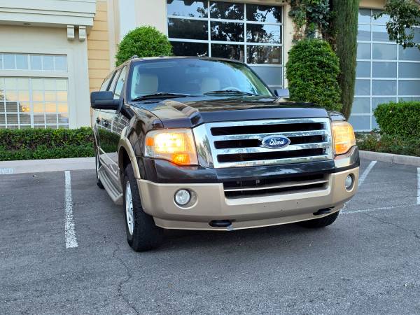 2011 Ford Expedition EL XLT 4dr 4x2 Automatic — photo 7