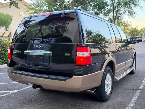 2011 Ford Expedition EL XLT 4dr 4x2 Automatic — photo 5