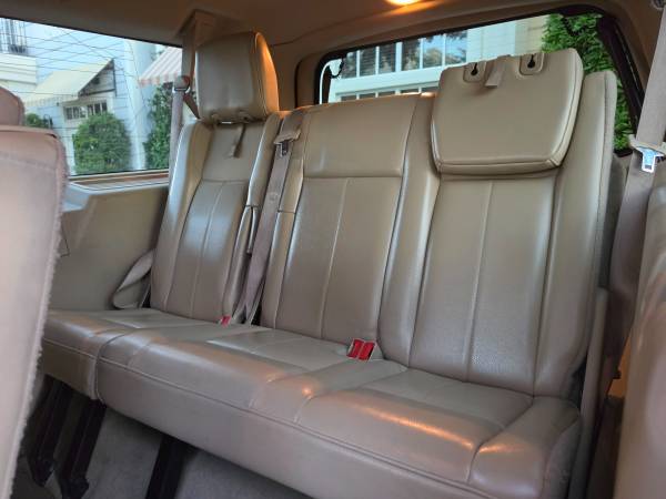 2011 Ford Expedition EL XLT 4dr 4x2 Automatic — photo 12