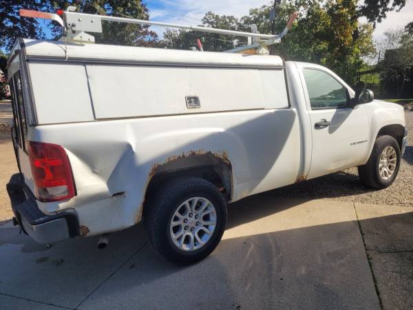 2008 GMC Pickup Reg — photo 2