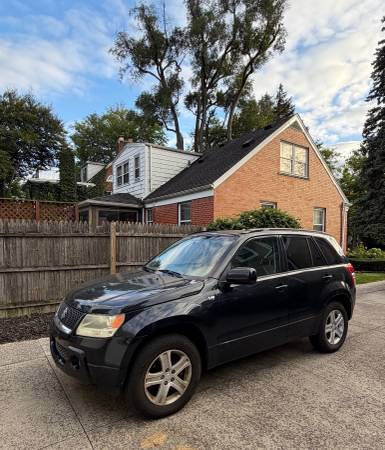 2007 Suzuki Grand Vitara Base 4x2 Manual — photo 1