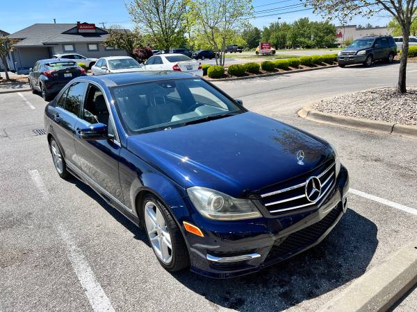2012 Mercedes-Benz C-Class Base C 250 — photo 9