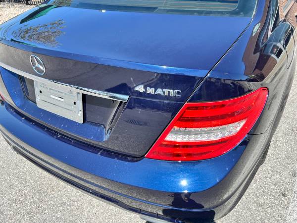 2012 Mercedes-Benz C-Class Base C 250 — photo 10