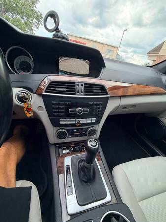 2012 Mercedes-Benz C-Class Base C 250 — photo 5