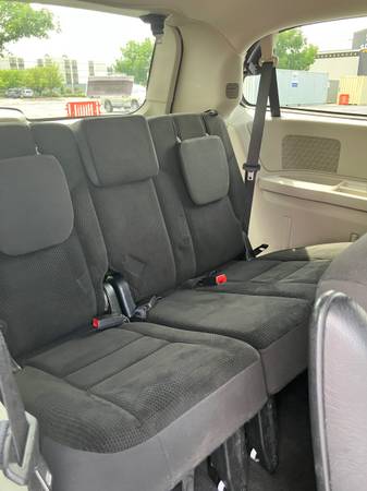 2017 Dodge Grand Caravan GT Front-wheel Drive Passenger Van Automatic — photo 4