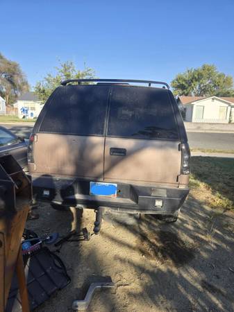 1996 GMC Yukon SL 2dr SUV — photo 4