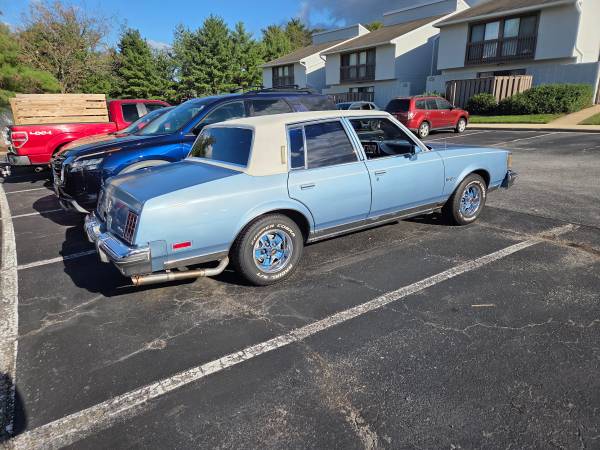 1981 Oldsmobile Cutlass LS 4dr Sedan — photo 4