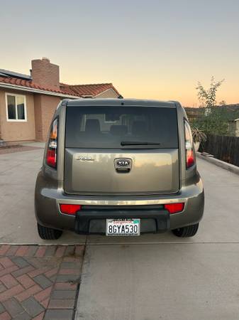 2010 KIA Soul ! 4dr Hatchback Manual — photo 4
