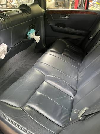 2006 Cadillac DTS Livery 4dr Sedan Automatic — photo 7