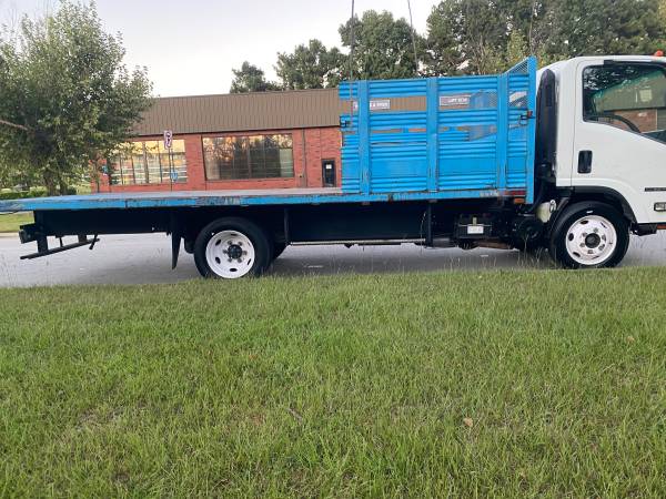 2013 Isuzu Npr Gasoline — photo 8