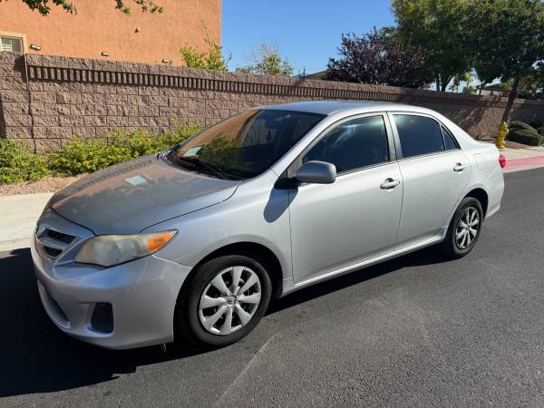 2011 Toyota Corolla Base — photo 1