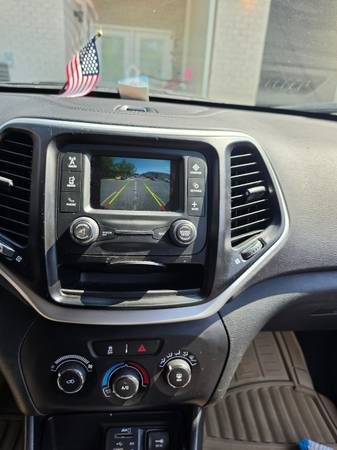 2014 Jeep Cherokee Sport 4dr 4x4 Automatic — photo 10