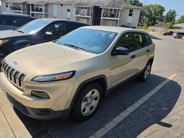 2014 Jeep Cherokee Sport 4dr 4x4 Automatic — photo 1