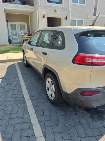 2014 Jeep Cherokee Sport 4dr 4x4 Automatic — photo 3