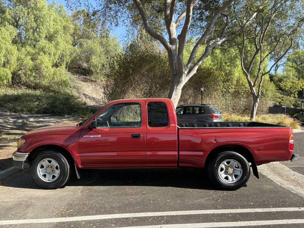 2003 Toyota Tacoma PreRunner — photo 2