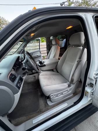 2008 Chevrolet Avalanche 1500 LS 4x2 Automatic — photo 4