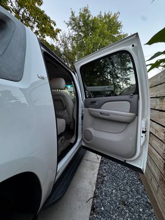 2008 Chevrolet Avalanche 1500 LS 4x2 Automatic — photo 9