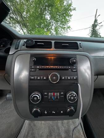 2008 Chevrolet Avalanche 1500 LS 4x2 Automatic — photo 3