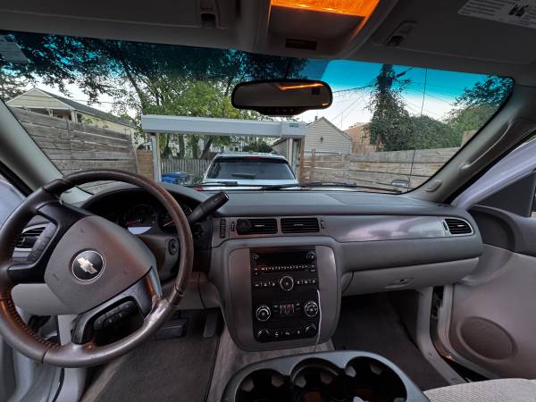 2008 Chevrolet Avalanche 1500 LS 4x2 Automatic — photo 2
