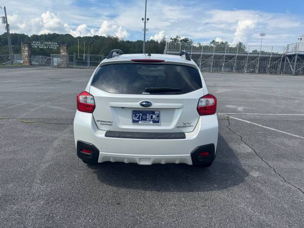 2014 Subaru XV Crosstrek 2.0i Premium 4dr All-wheel Drive CVT — photo 2