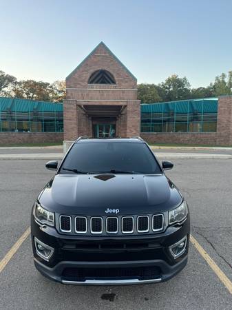 2018 Jeep Compass Limited 4dr Front-wheel Drive Automatic — photo 8