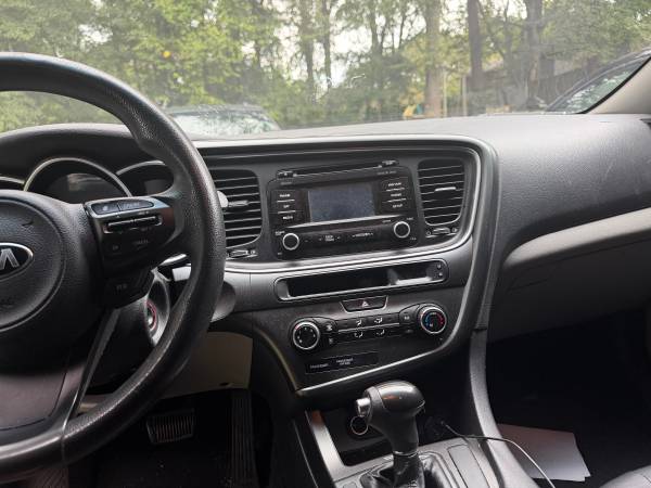 2015 KIA Optima LX 4dr Sedan Automatic — photo 5