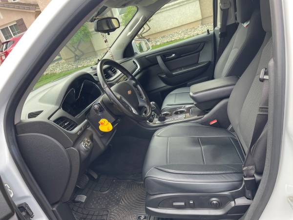 2017 Chevrolet Traverse LS All-wheel Drive Automatic — photo 7