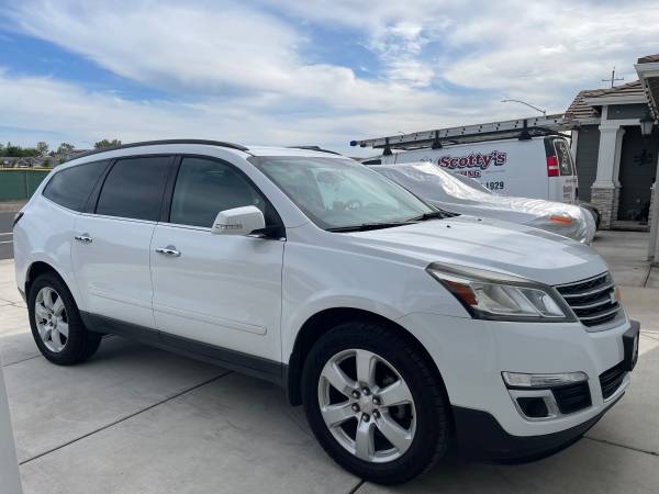 2017 Chevrolet Traverse LS All-wheel Drive Automatic — photo 4