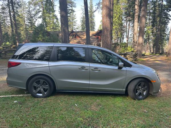 2022 Honda Odyssey EX — photo 1