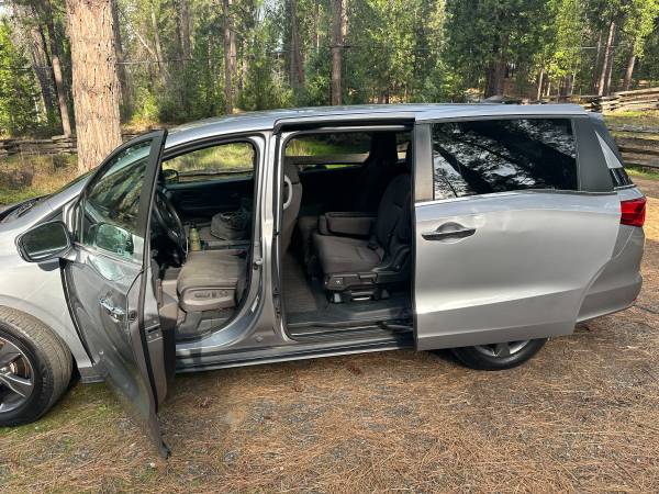 2022 Honda Odyssey EX — photo 8
