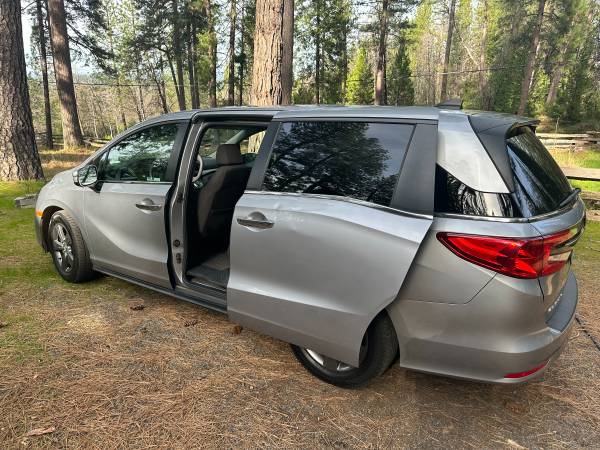 2022 Honda Odyssey EX — photo 5