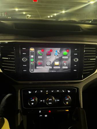 2023 Volkswagen Atlas Cross Sport 3.6L V6 SE w/Technology 4dr All-Wheel Drive 4MOTION Automatic — photo 10