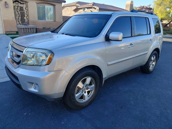 2010 Honda Pilot EX 4dr 4x4 Automatic — photo 1