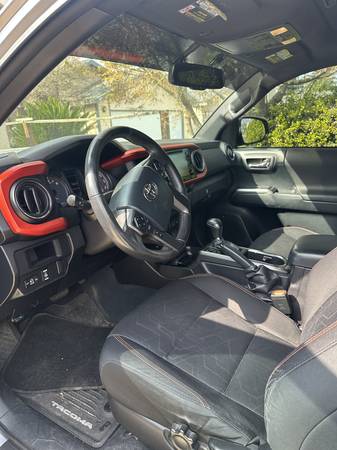 2016 Toyota Tacoma SR 4x4 Access Cab 127.4 in. WB Manual — photo 3